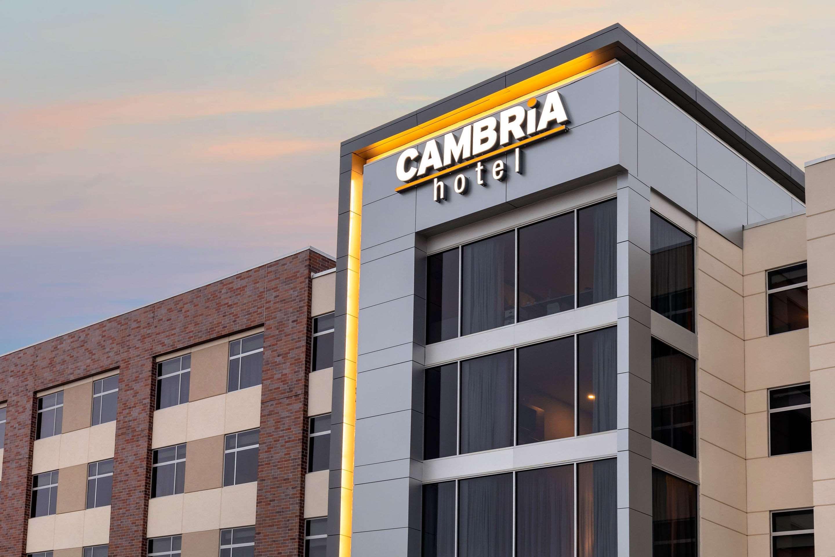 Cambria Hotel Omaha Downtown Kültér fotó